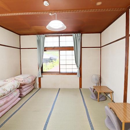 Guest House Shikotsu Kamui Chitose  Exteriör bild