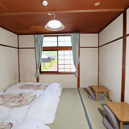 Guest House Shikotsu Kamui Chitose  Exteriör bild