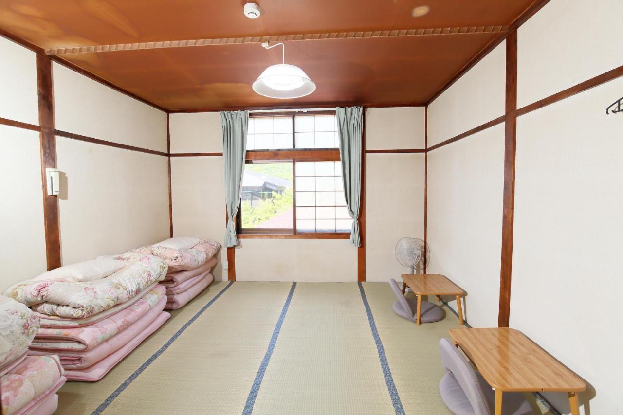 Guest House Shikotsu Kamui Chitose  Exteriör bild