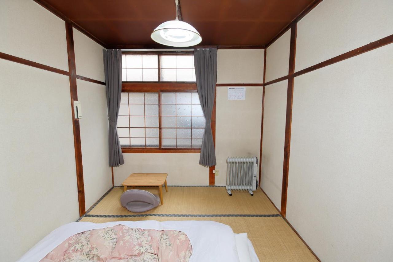 Guest House Shikotsu Kamui Chitose  Exteriör bild